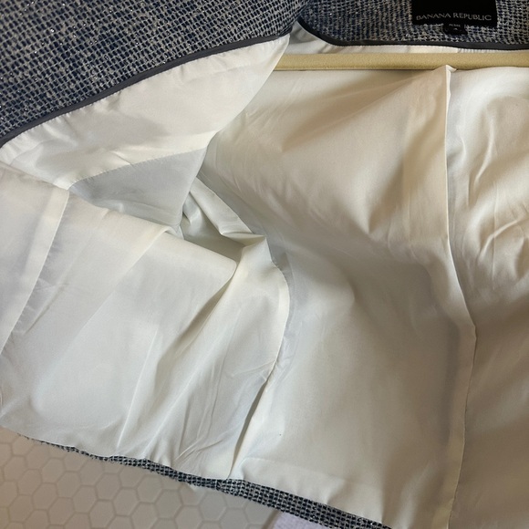 Banana Republic Blue Tweed Scalloped Open Blazer - Size 4 Petite - Picture 10 of 10